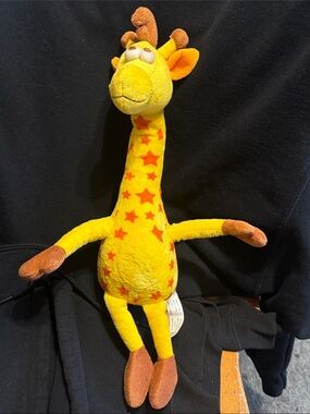 2015 Geoffrey Giraffe Toy R Us